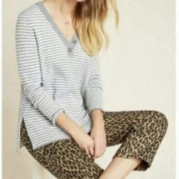 by Anthropologie Grey Stripe Serena Soft Knit Button V Neck Sweater XS - Picture 2 of 12